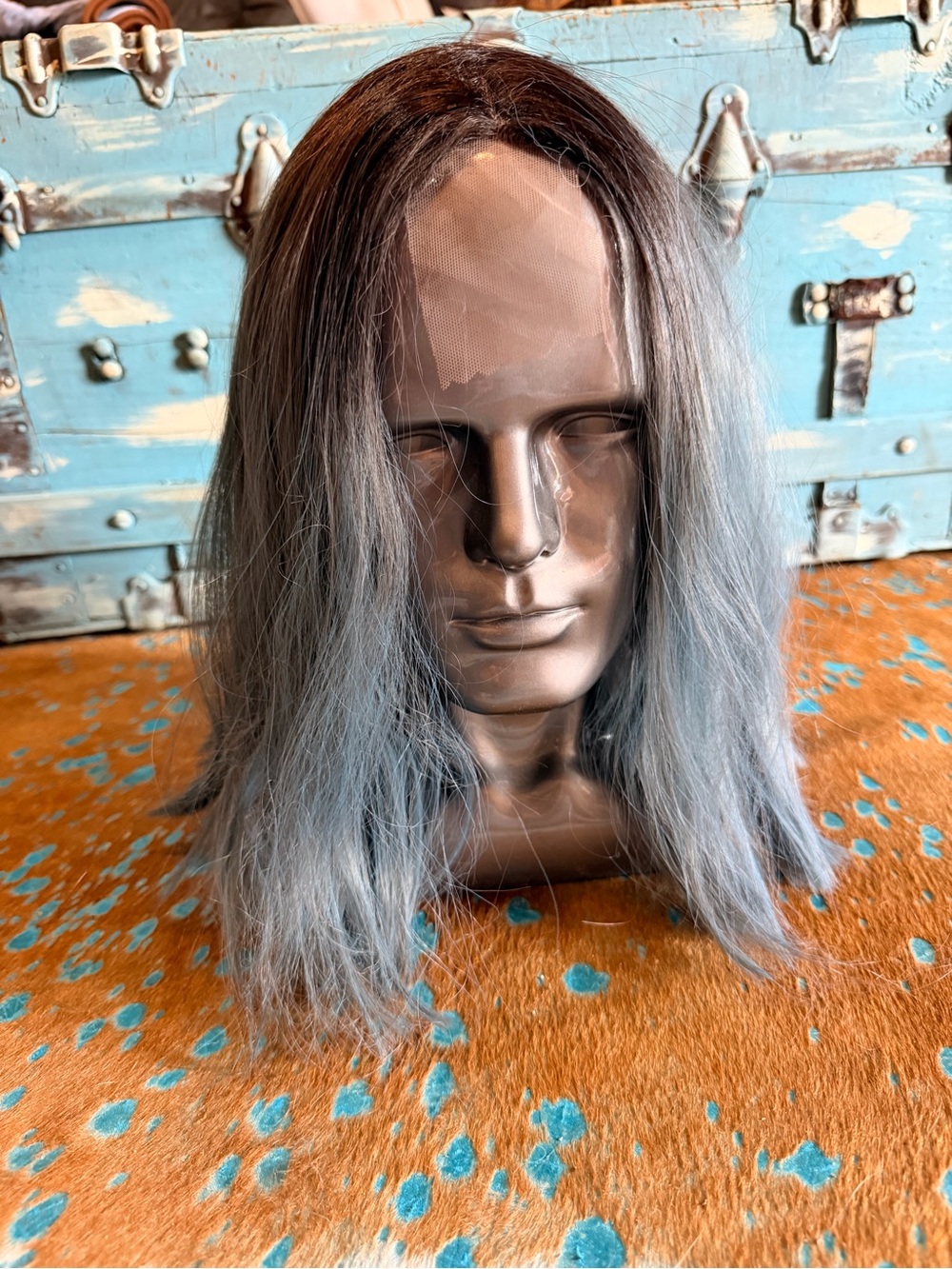 Gray ombré wig - Picture 2 of 5